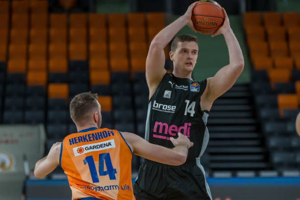 赛均与顶级 赛均与顶级